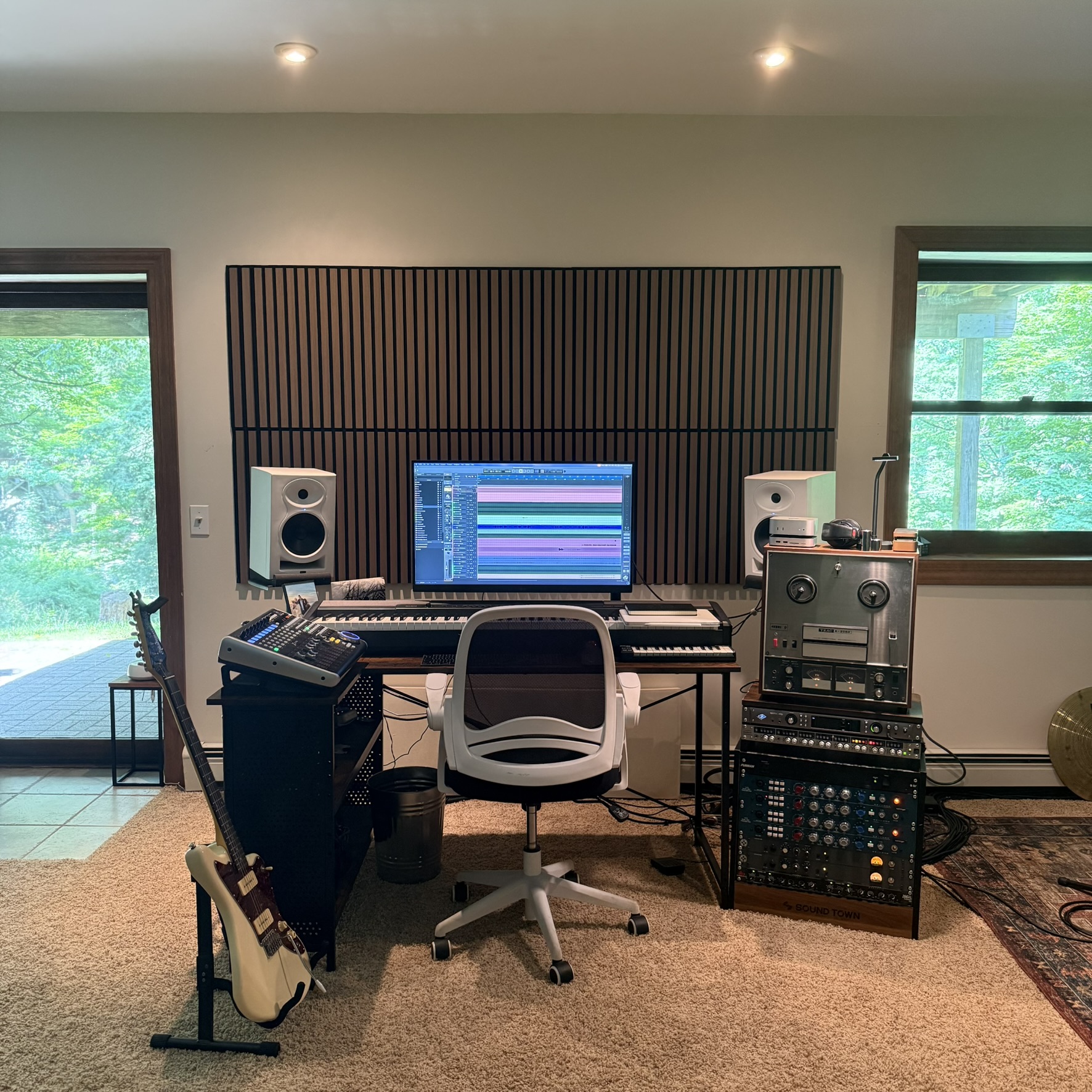 Recording desk and rack gear at Matias Menarguez Music Studio